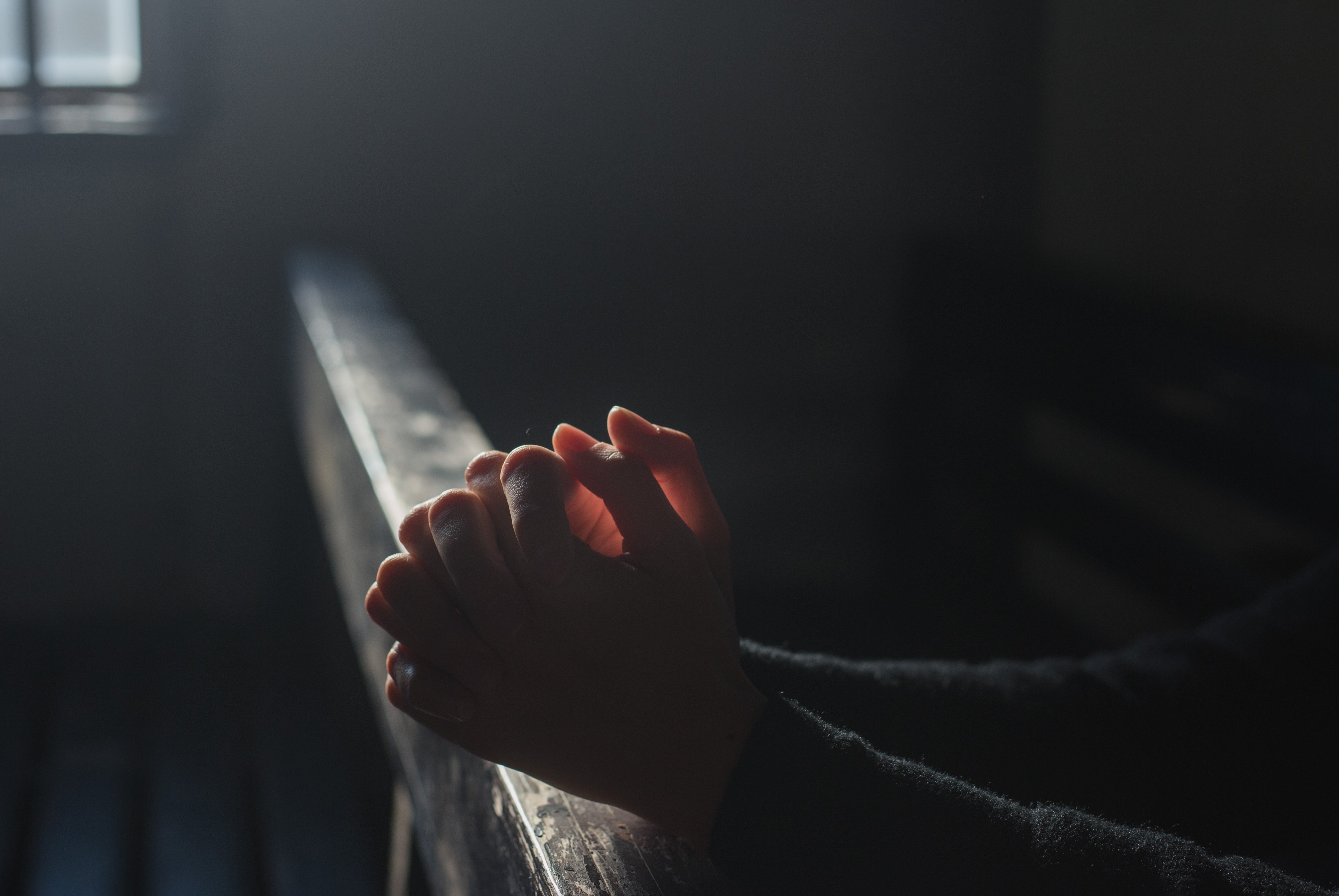 himsan-prayer-2544994.jpg