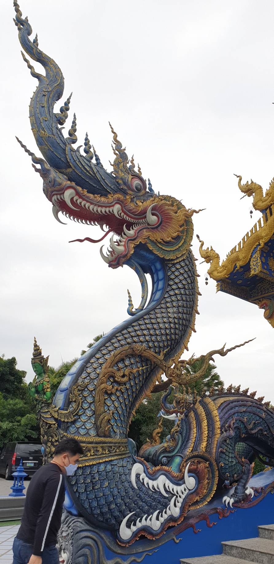 Wat Rong Suea Ten2.jpg