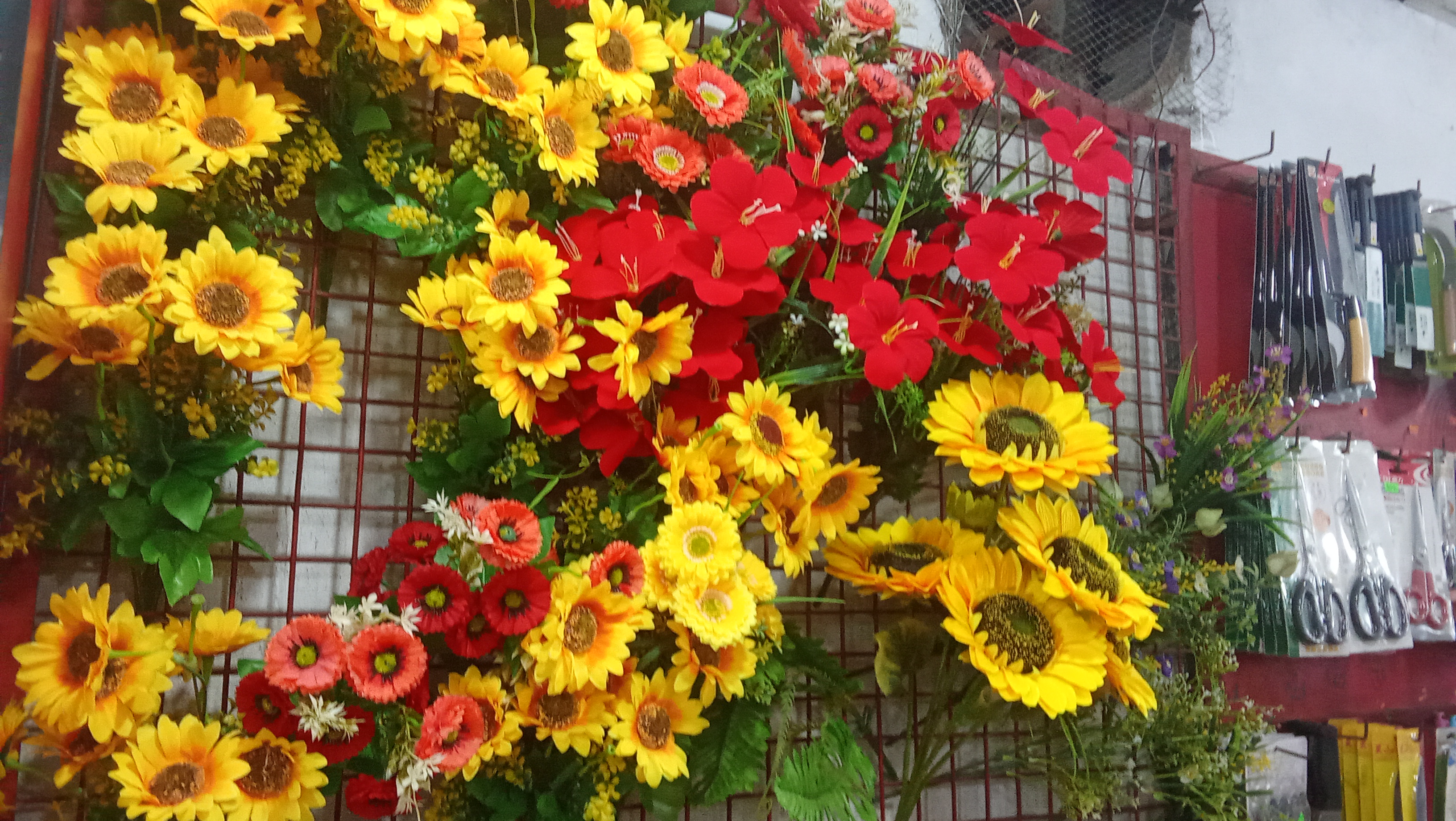 A Colorful World of Flowers and Beautiful Everyday Essentials