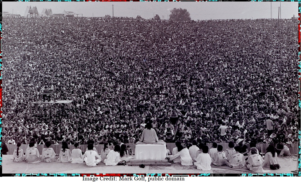 Woodstock Swami2 opening August 15 1969  Mark Goff public.jpg