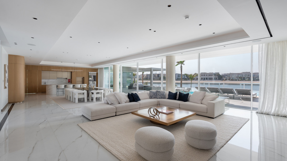 Exclusive Contemporary Signature Villa on Palm Jumeirah for sale-12.jpg