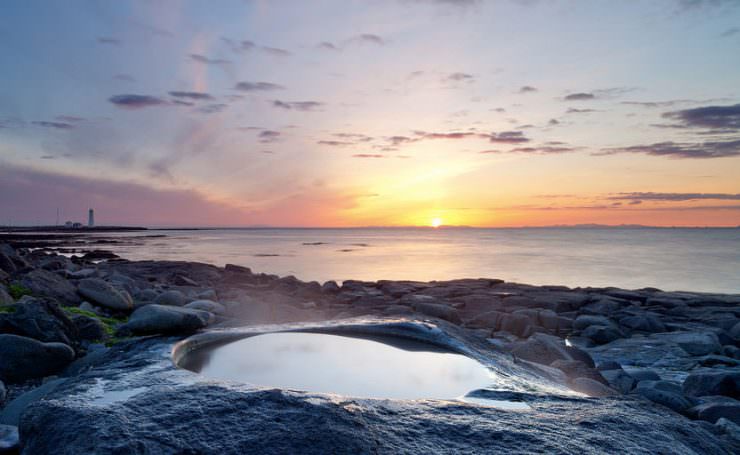 Grotta-Hot-Pool-Iceeland.-Photo-by-Kiddi-Kristjans-740x455.jpg