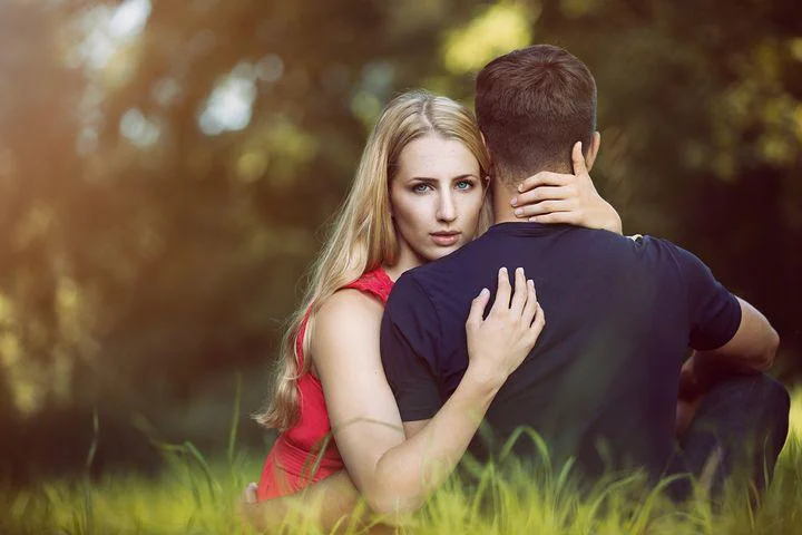 romantic-1934223__480.webp