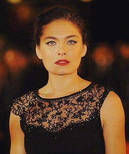 alexa-davalos.jpg